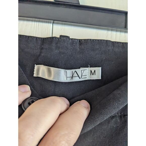 Have Women's Classic Black Three Button Pencil Skirt Size M - Picture 3 of 6